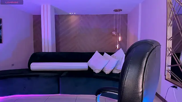 Snapshot of AmaiaHaywood chatting on December 2025 05:56:02 AM AmaiaHaywood online show from December 2025 05:56:02 AM