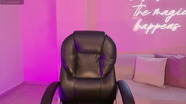 Snapshot of AmaiaHaywood chatting on November 2025 05:35:02 AM AmaiaHaywood online show from November 2025 05:35:02 AM