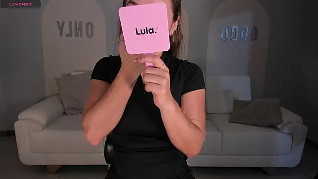 Snapshot of AmaiaHaywood chatting on October 2025 07:54:02 PM AmaiaHaywood online show from October 2025 07:54:02 PM