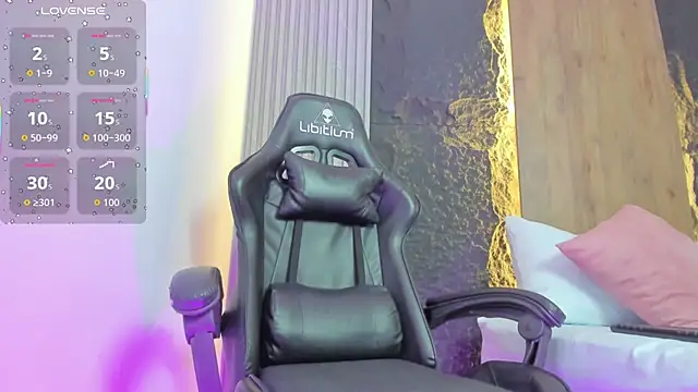 dalila harris online show from November 2025 08:01:01 PM