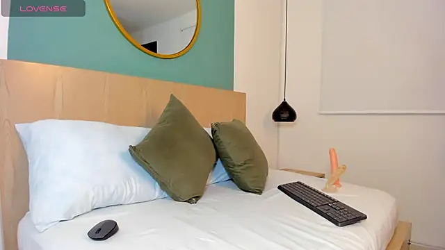 dalila harris online show from November 2025 03:16:01 AM