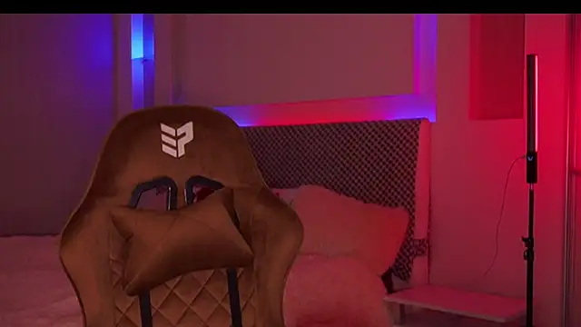  BbFreya online show from February 2025 08:19:01 PM