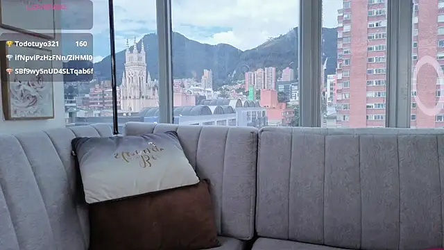 Daphne chers online show from April 2026 07:37:02 PM