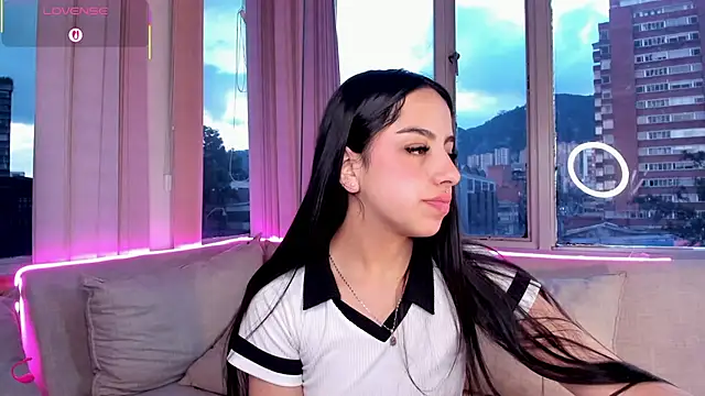 Daphne chers online show from October 2025 09:26:01 PM