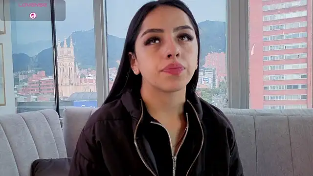 Daphne chers online show from April 2026 08:25:02 PM