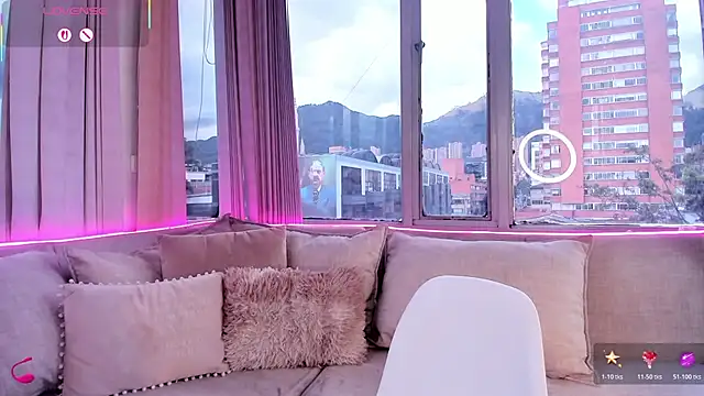 Daphne chers online show from December 2025 08:08:02 PM