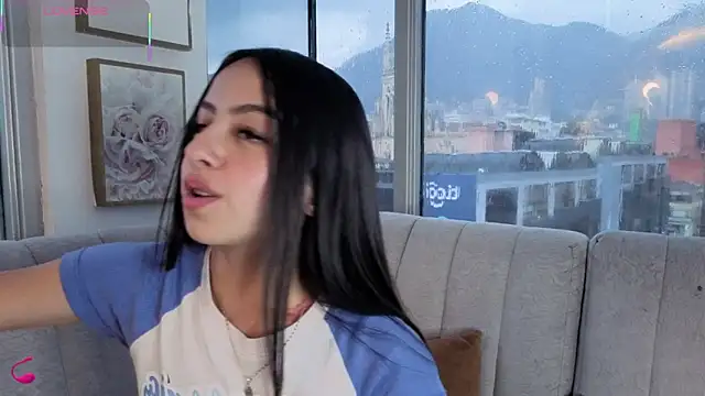 Daphne chers online show from March 2026 09:30:01 PM