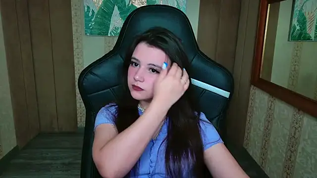 Snapshot of Pauline_Heaven chatting on September 2025 10:27:01 AM Pauline Heaven online show from September 2025 10:27:01 AM