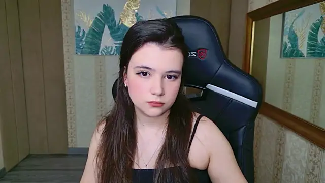 Pauline Heaven online show from February 2026 05:48:02 AM