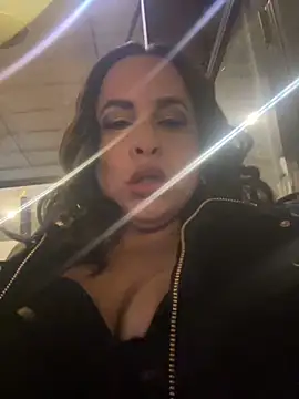 Snapshot of laarti chatting on November 2025 07:17:02 PM laarti online show from November 2025 07:17:02 PM