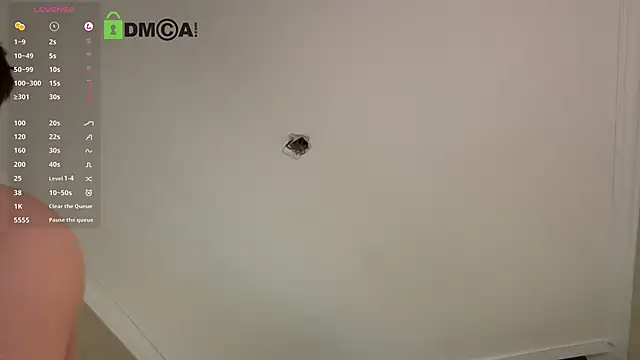 Snapshot of VincentSmith02 chatting on October 2025 12:48:02 PM VincentSmith02 online show from October 2025 12:48:02 PM