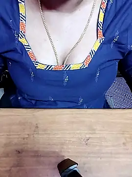 Tamil Radha online show from November 2025 02:04:02 AM