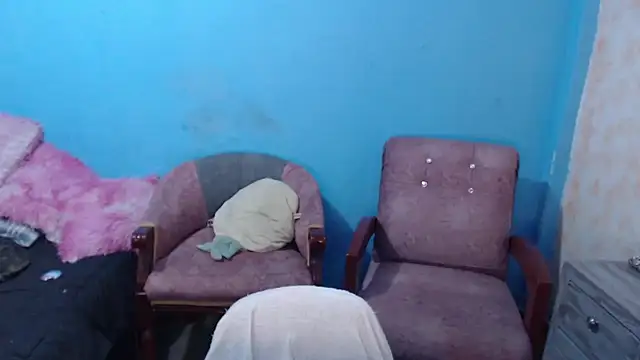 EstefyTabbo online show from February 2026 08:31:01 PM