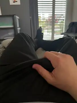 colin1277 online show from April 2026 04:44:02 PM