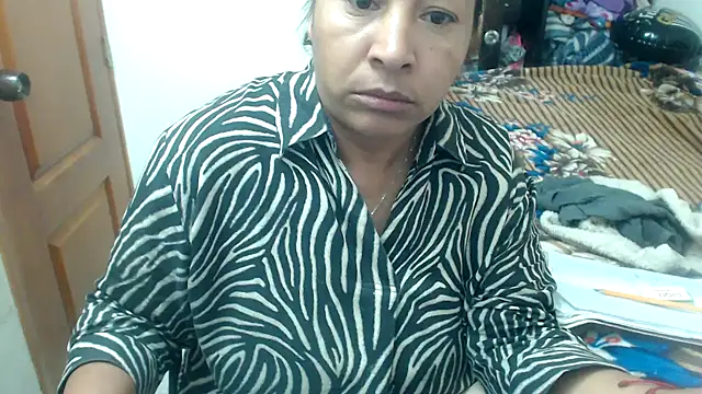 Siblleyx online show from September 2025 08:04:02 PM