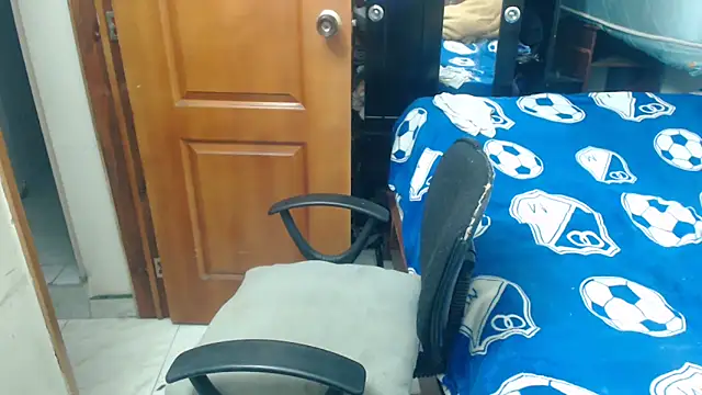 Siblleyx online show from March 2026 10:22:02 PM