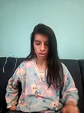 Ariell Kieran online show from November 2025 08:52:02 PM