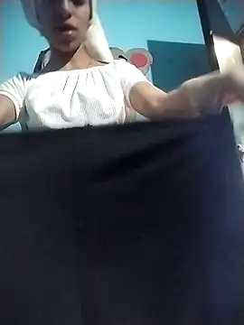 Ariell Kieran online show from April 2026 07:20:01 PM