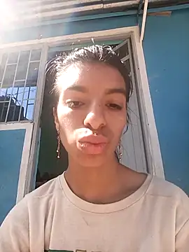 Ariell Kieran online show from September 2025 07:30:01 PM