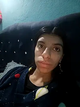 Ariell Kieran online show from November 2025 03:44:01 AM