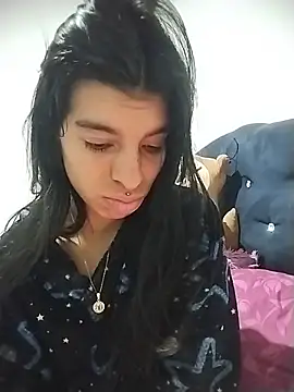Ariell Kieran online show from July 2026 03:40:01 AM