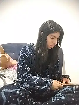 Ariell Kieran online show from July 2026 04:52:02 AM