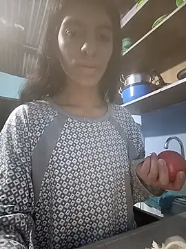 Ariell Kieran online show from April 2026 11:49:02 PM