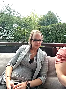 Fuxy-love69 online show from April 2026 12:51:02 PM