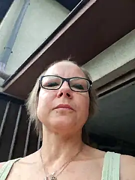 Snapshot of Fuxy-love69 chatting on May 2026 08:32:02 AM Fuxy-love69 online show from May 2026 08:32:02 AM