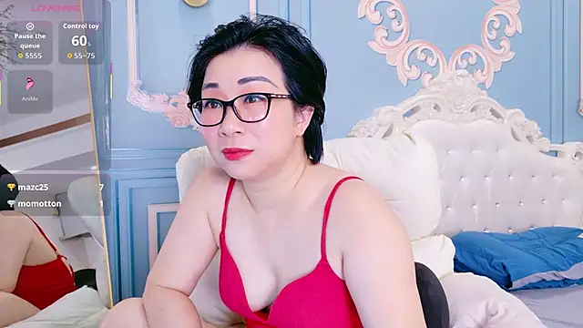 LucianaMe online show from November 2025 04:05:02 AM