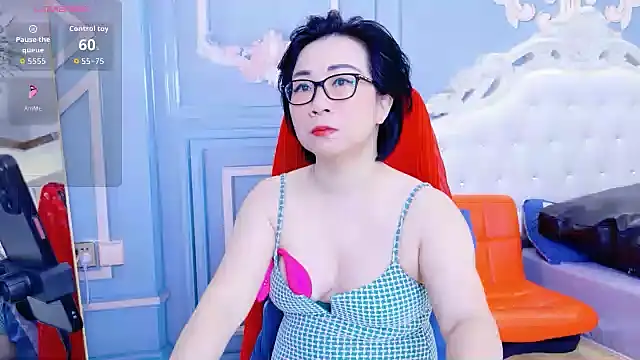 LucianaMe online show from December 2025 02:17:02 AM