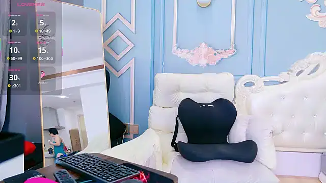 LucianaMe online show from November 2025 02:27:01 AM