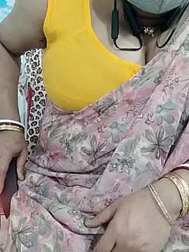 Snapshot of o-radha chatting on February 2025 06:51:02 PM o-radha online show from February 2025 06:51:02 PM