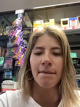 Andrea18 blonde online show from October 2025 11:27:02 PM