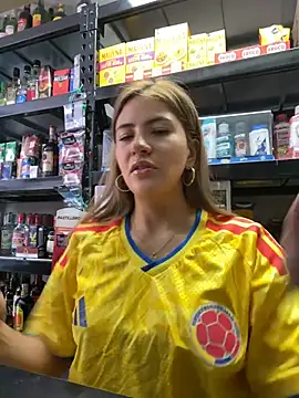 Andrea18 blonde online show from July 2026 04:35:02 PM
