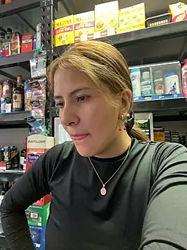 Andrea18 blonde online show from June 2026 05:19:01 PM