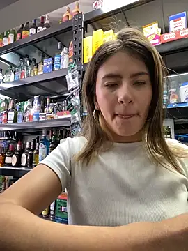 Andrea18 blonde online show from April 2026 03:41:01 PM