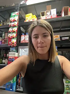 Andrea18 blonde online show from December 2025 09:06:02 PM