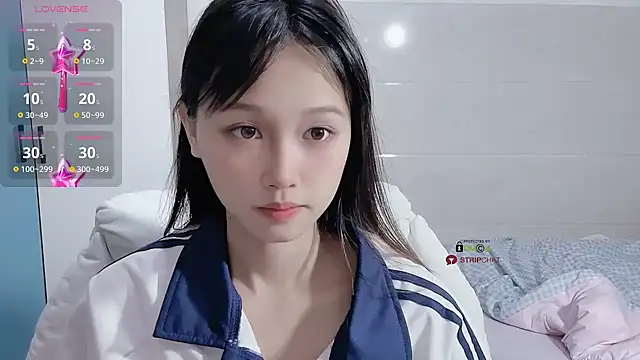 xunian71O online show from February 2025 05:19:02 AM