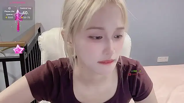 xunian71O online show from September 2025 09:31:02 PM