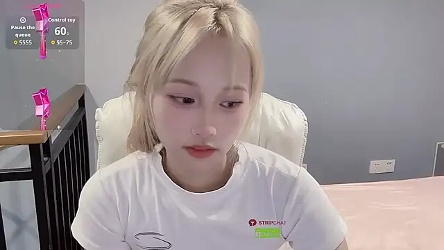 xunian71O online show from September 2025 09:10:02 PM