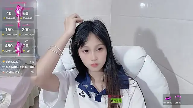 xunian71O online show from March 2025 12:37:02 AM