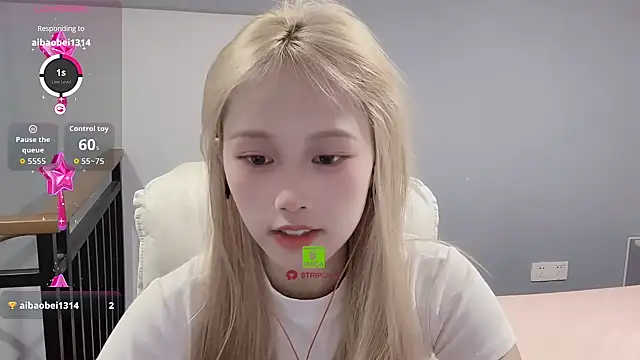 xunian71O online show from October 2025 10:00:02 PM