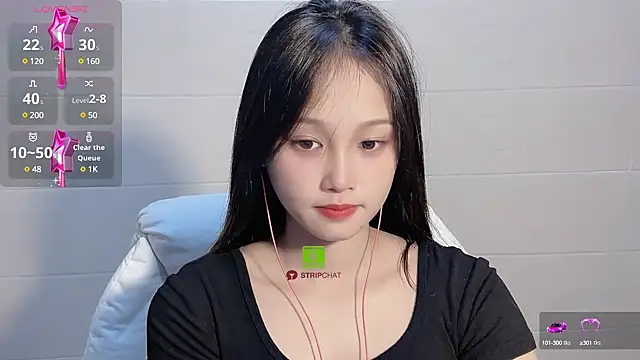 xunian71O online show from February 2025 06:54:01 AM