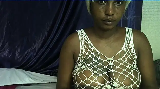 Snapshot of sexy_tyio chatting on February 2025 02:26:01 PM sexy tyio online show from February 2025 02:26:01 PM