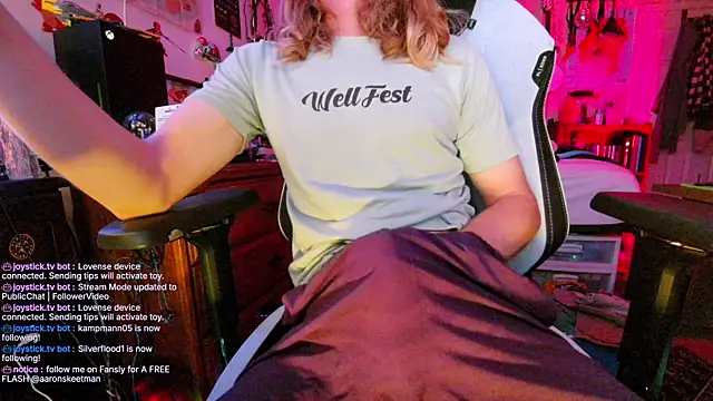 AaronSkeetman online show from May 2026 10:18:01 AM