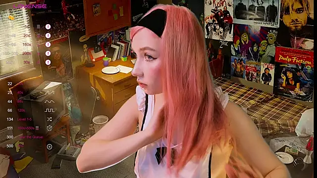 Snapshot of Bibi_Iva chatting on September 2025 08:27:01 PM Bibi Iva online show from September 2025 08:27:01 PM