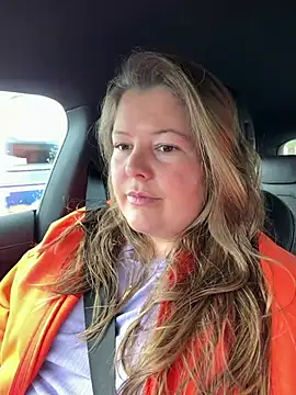 Lars-Lola online show from March 2026 10:27:02 AM