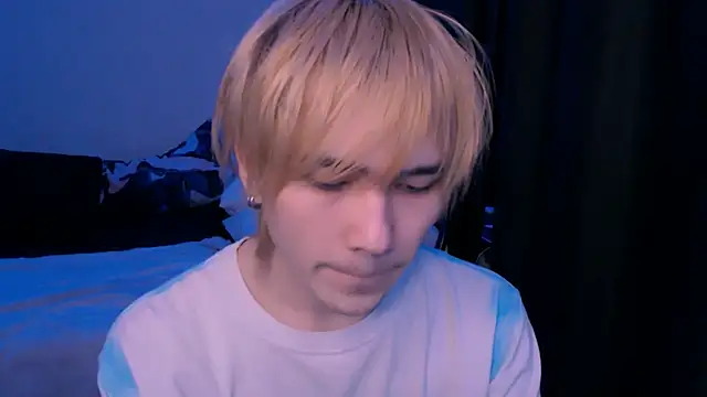 Snapshot of rennnuts chatting on February 2026 05:32:02 PM rennnuts online show from February 2026 05:32:02 PM