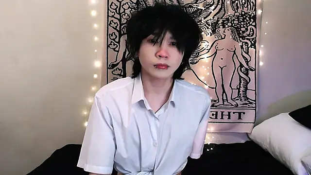 Snapshot of rennnuts chatting on March 2025 05:02:01 PM rennnuts online show from March 2025 05:02:01 PM